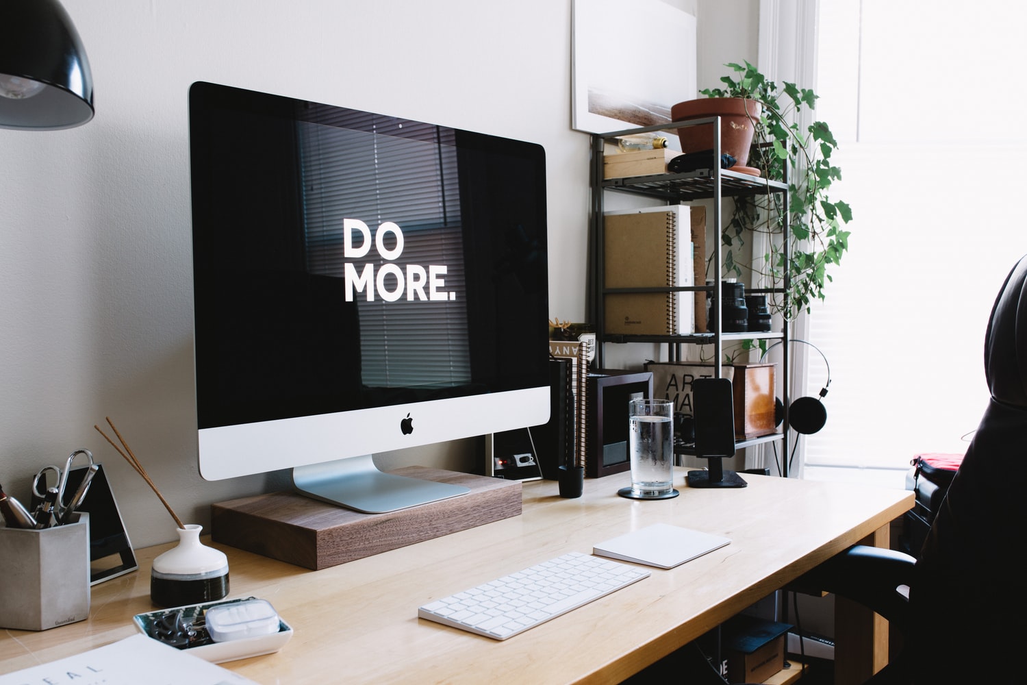 Managing It All Efficiently: 6 Tips for Part-Time Working Students 2 photo 1483058712412 4245e9b90334